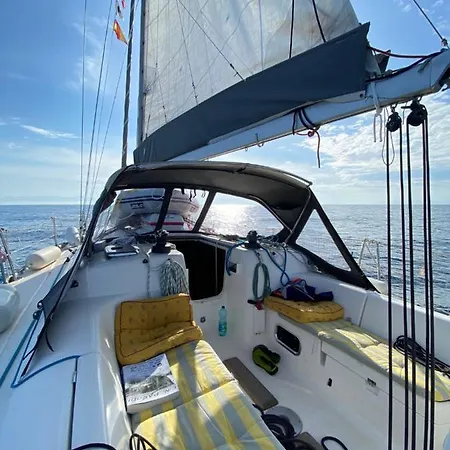 Voilier Atypique & Navigation Botel