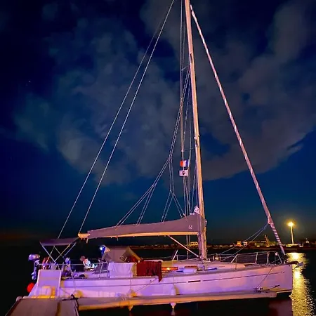 Voilier Atypique & Navigation Botel *